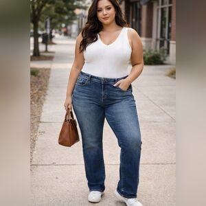 Silver Jeans Elyse Straight Plus Size Cotton Blend Medium Wash Denim Jeans Curvy